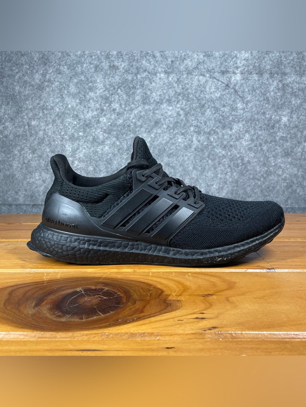 Adidas Ultraboost 1.0 Mens Size 11.5 Triple Black Running Shoes Sneakers HQ4199 - Picture 7 of 16